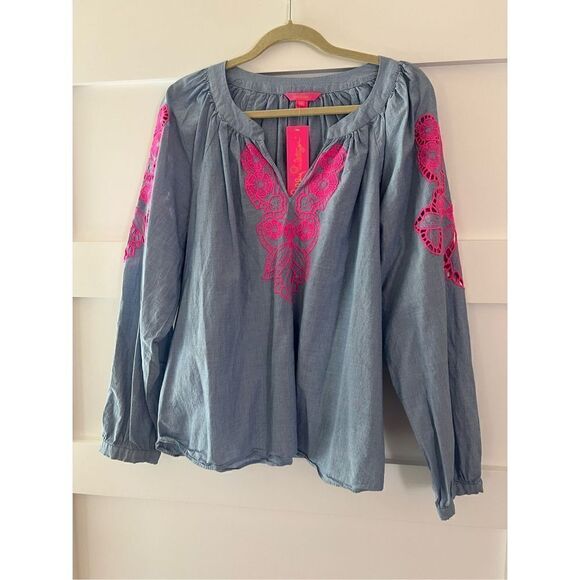 New Lilly Pulitzer Blue Chambray Hot Pink Amabella Embroidered Top - Picture 4 of 7